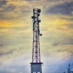 Grafico che illustra l'andamento dei BTP a lungo termine e le opinioni di un esperto finanziario.